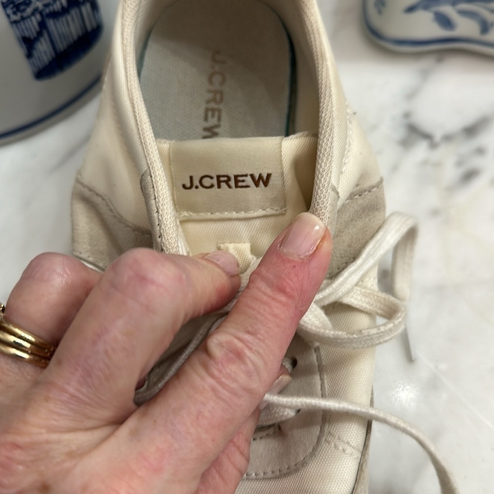 J Crew women retro sneaker size 6 off white with gold excellent worn 2-3 times - Picture 11 of 11
